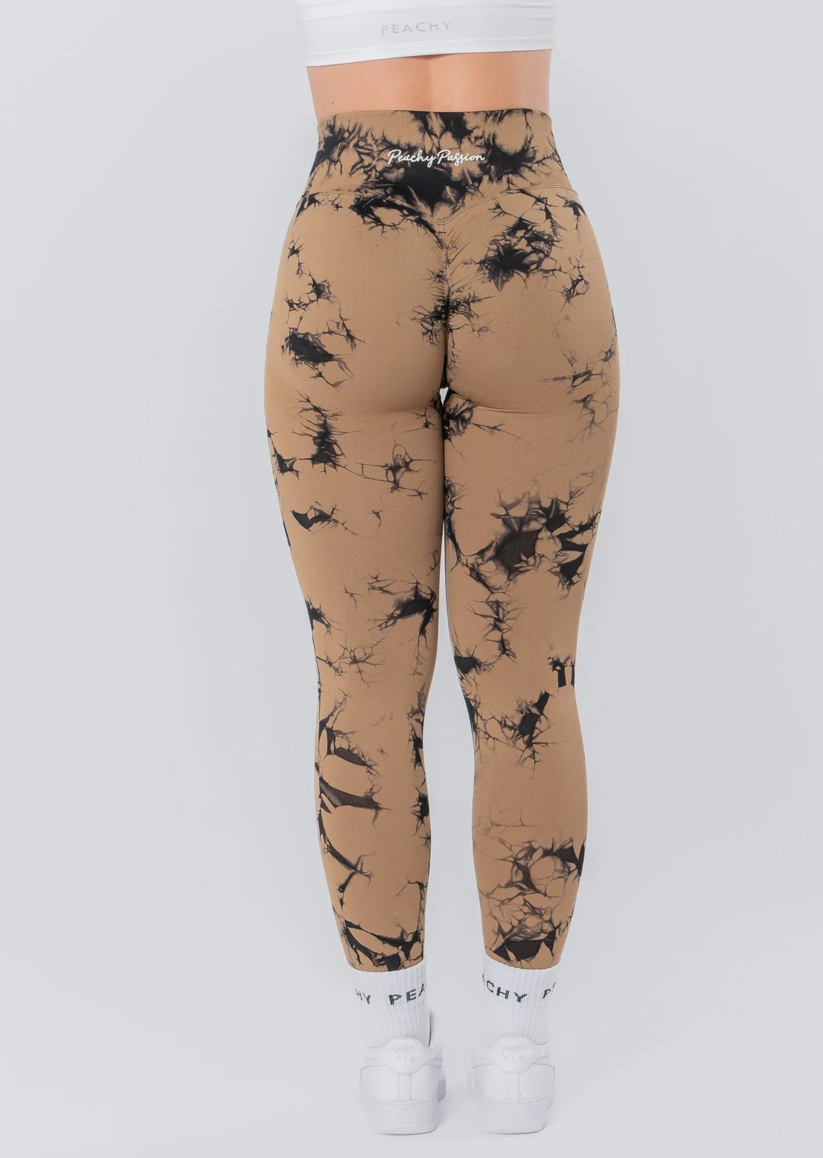 GALAXY Scrunch Leggings (Farbe Black VORBESTELLUNG)