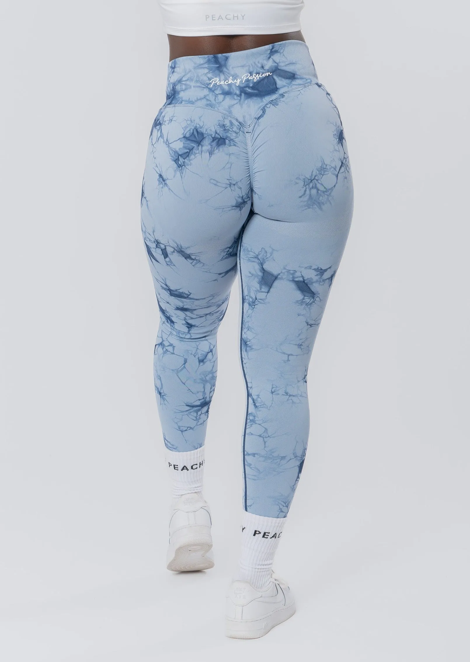 GALAXY Scrunch Leggings (Farbe Black VORBESTELLUNG)