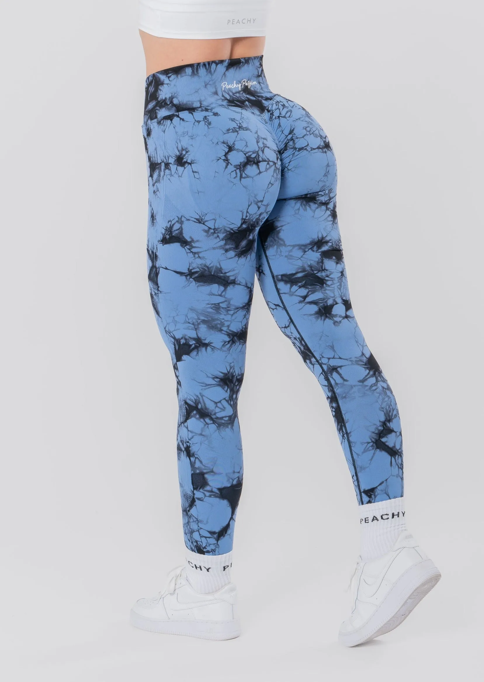 GALAXY Scrunch Leggings (Farbe Black VORBESTELLUNG)