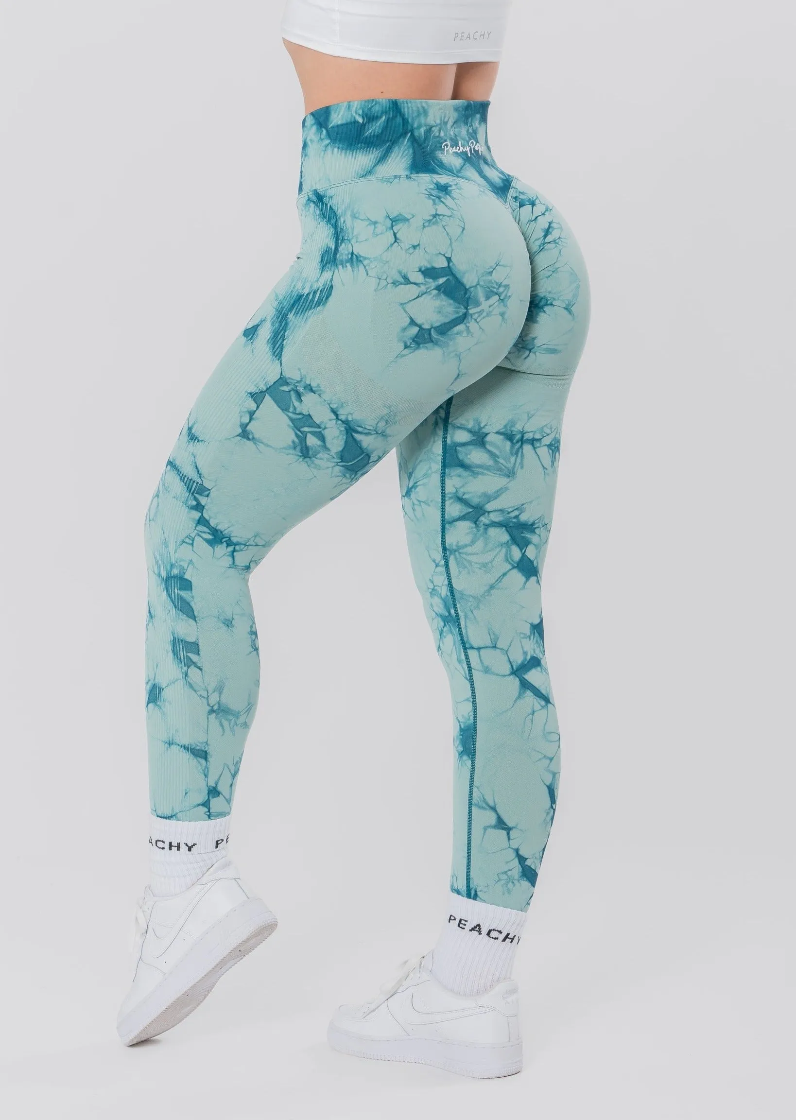 GALAXY Scrunch Leggings (Farbe Black VORBESTELLUNG)