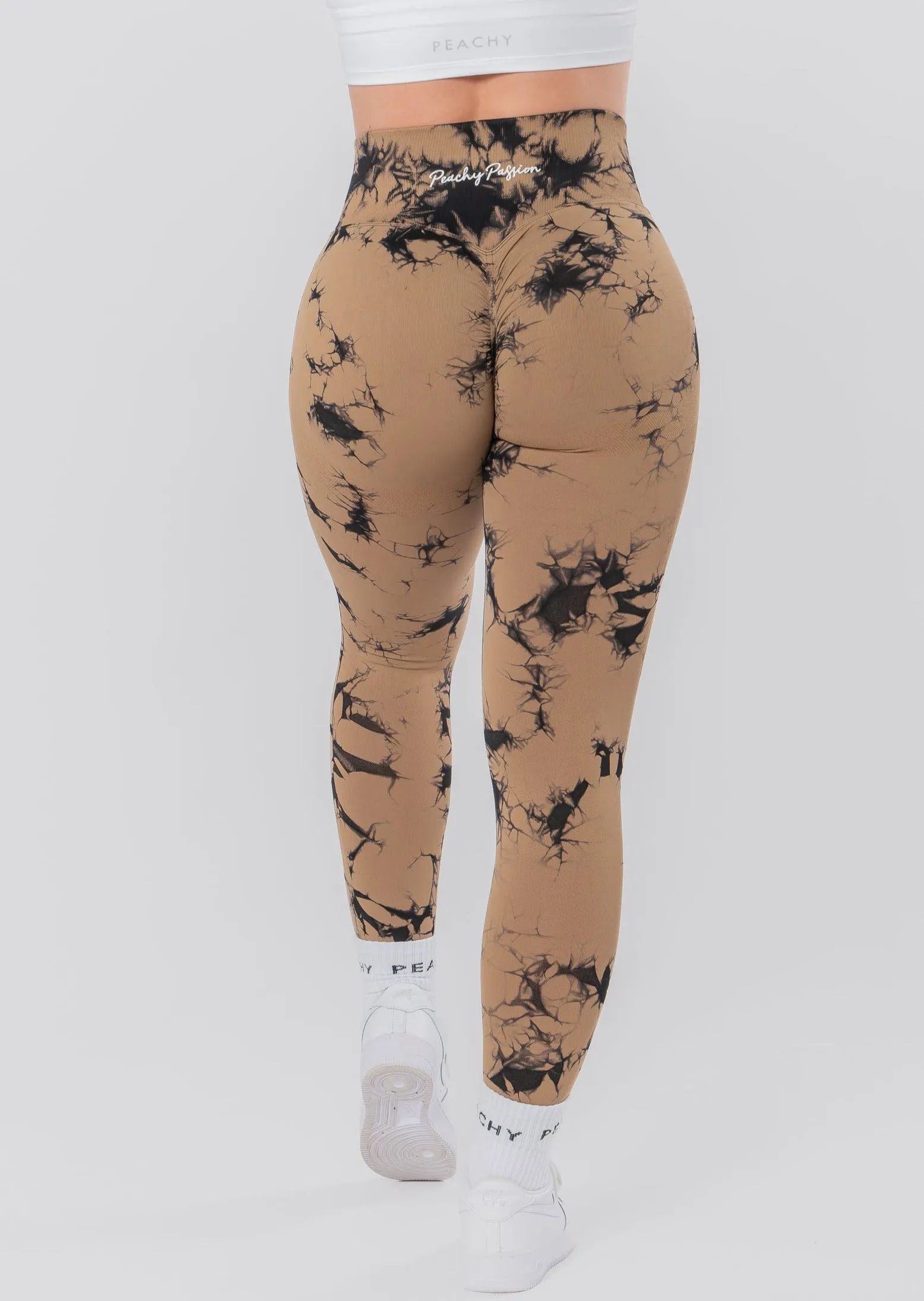 GALAXY Scrunch Leggings (Farbe Black VORBESTELLUNG)