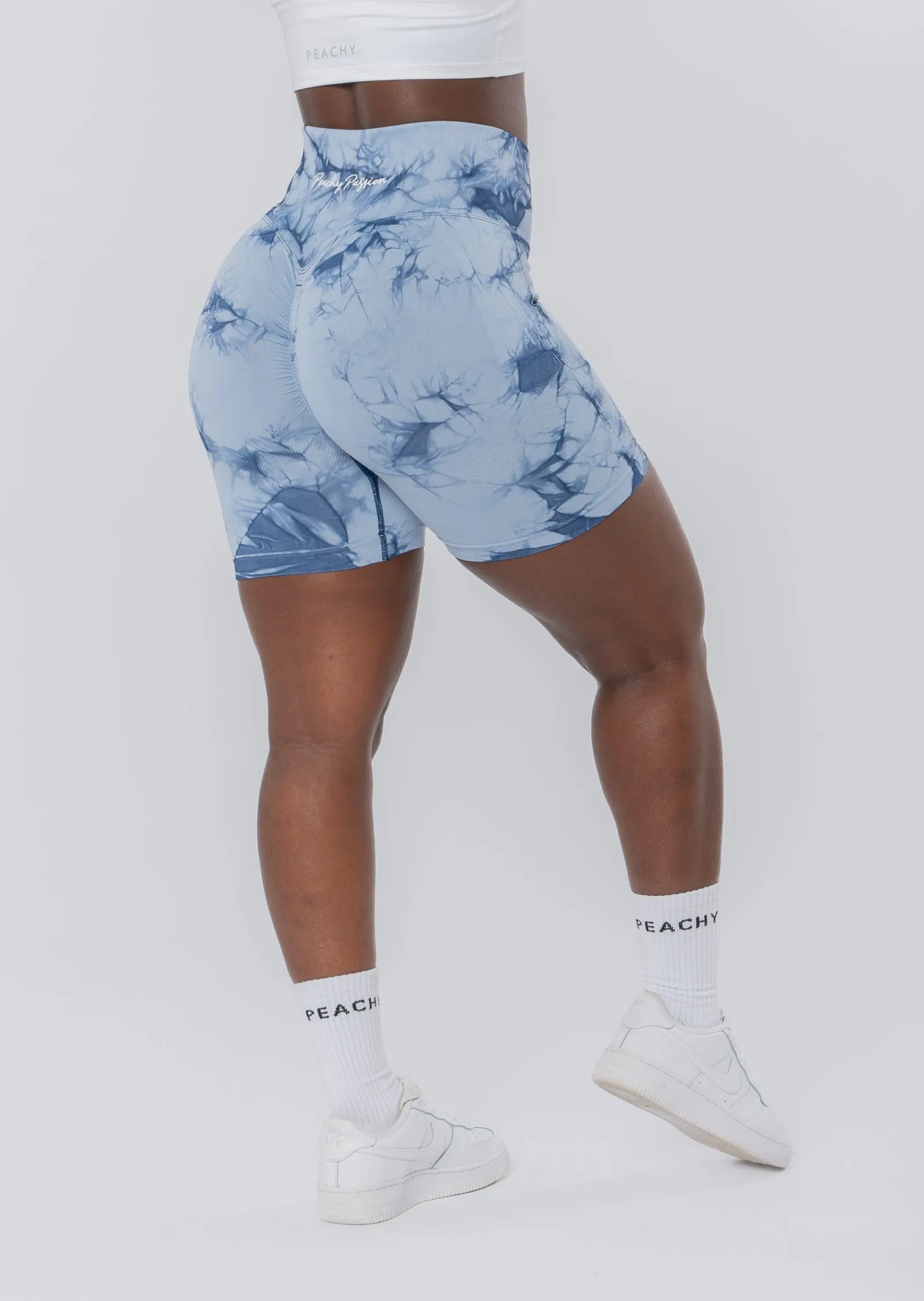 GALAXY Scrunch Shorts (Black Lieferzeit ca. 5 Wochen)