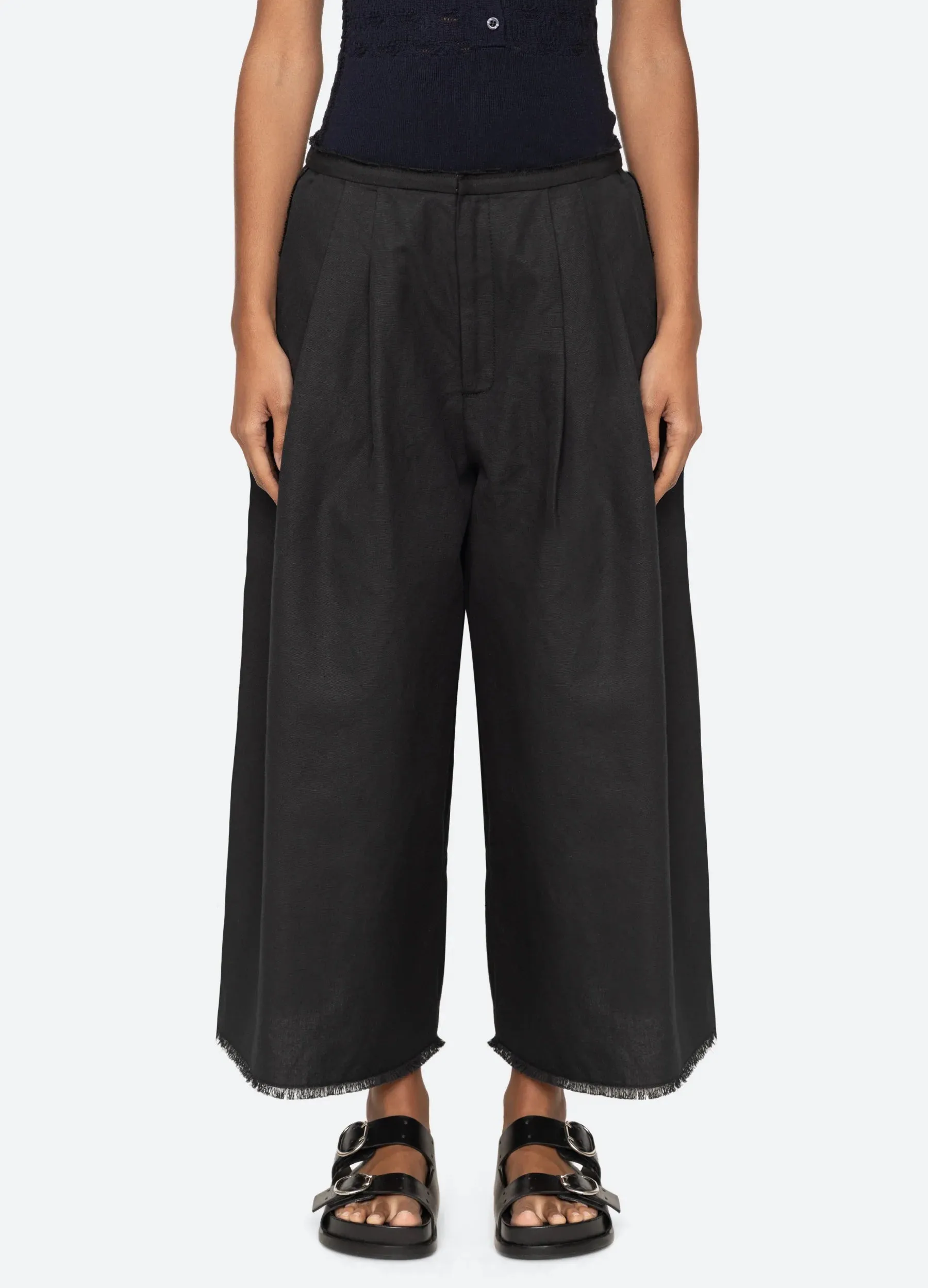 Lara Linen Cropped Pant