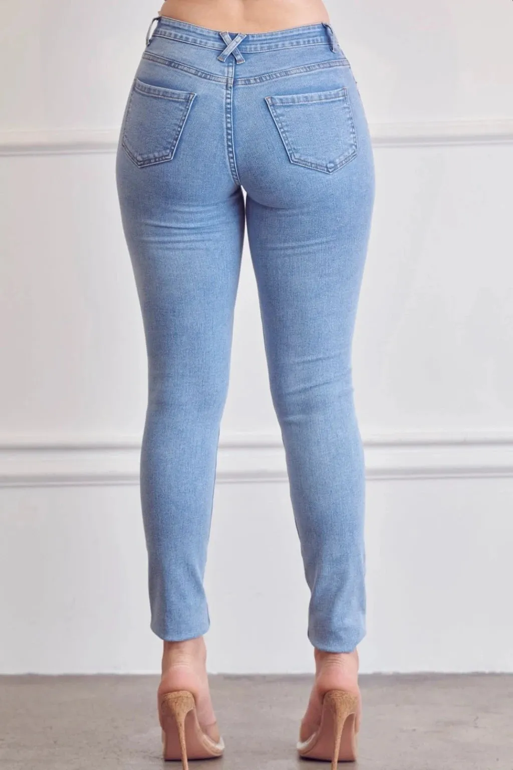 Rhinestone Curvy Stretch Skinny Jeans - Light Blue Wash