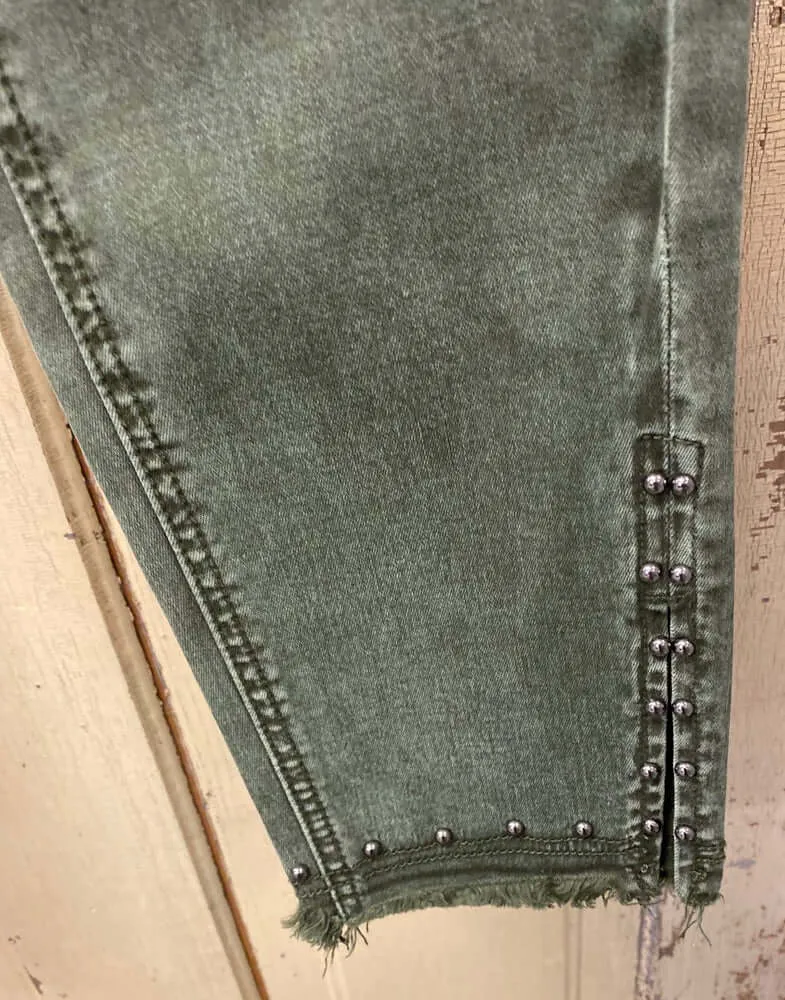 Stud Bottom Jean