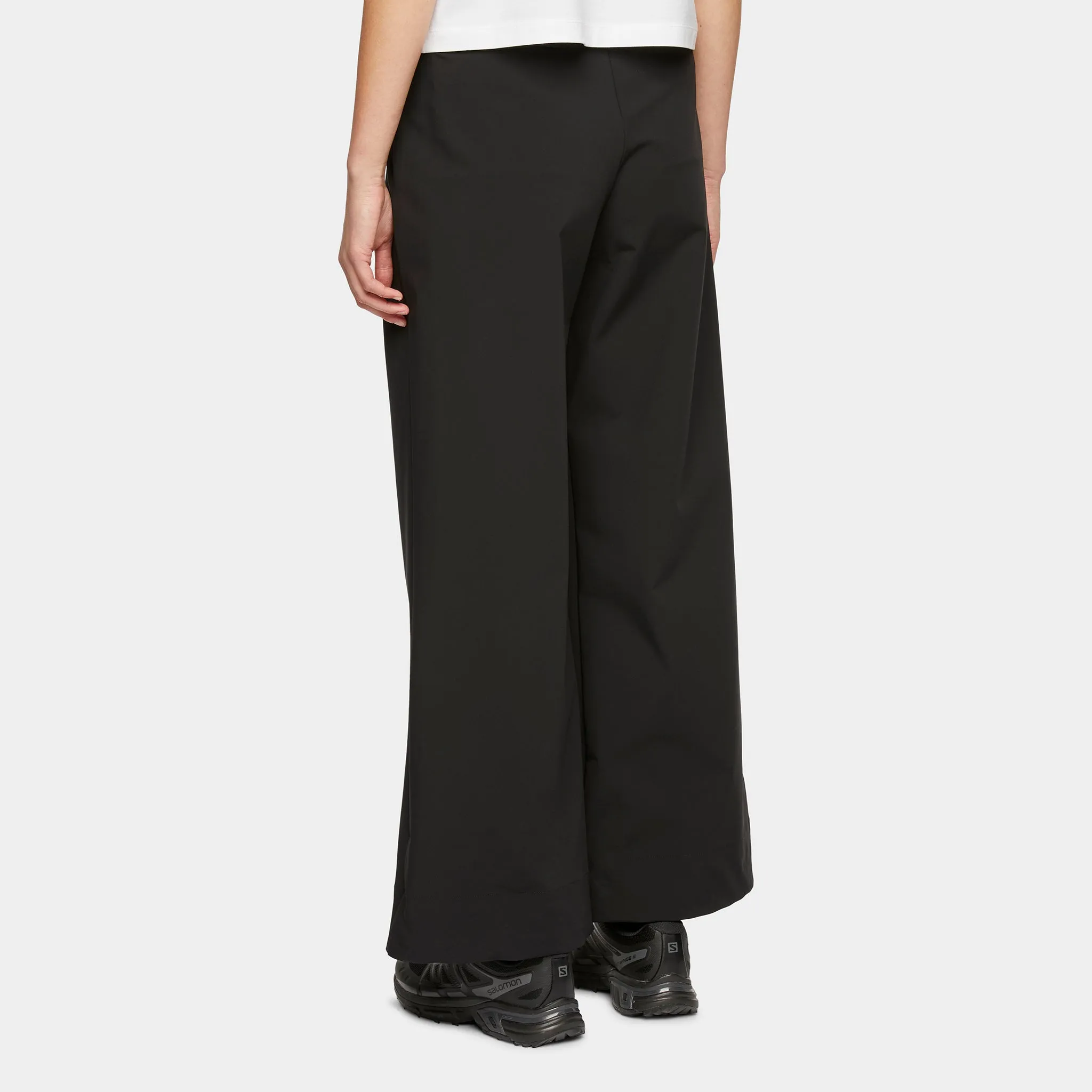 Wide Leg Tech Trouser